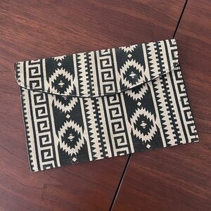 Black and Cream Geometric Clutch